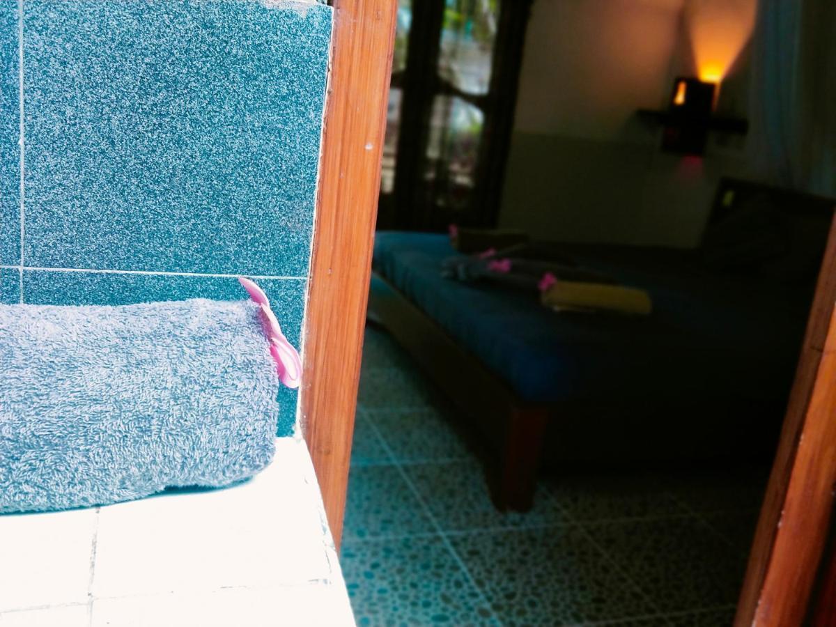 Maxal Bungalow Ξενοδοχείο Νησιά Γκίλι Εξωτερικό φωτογραφία