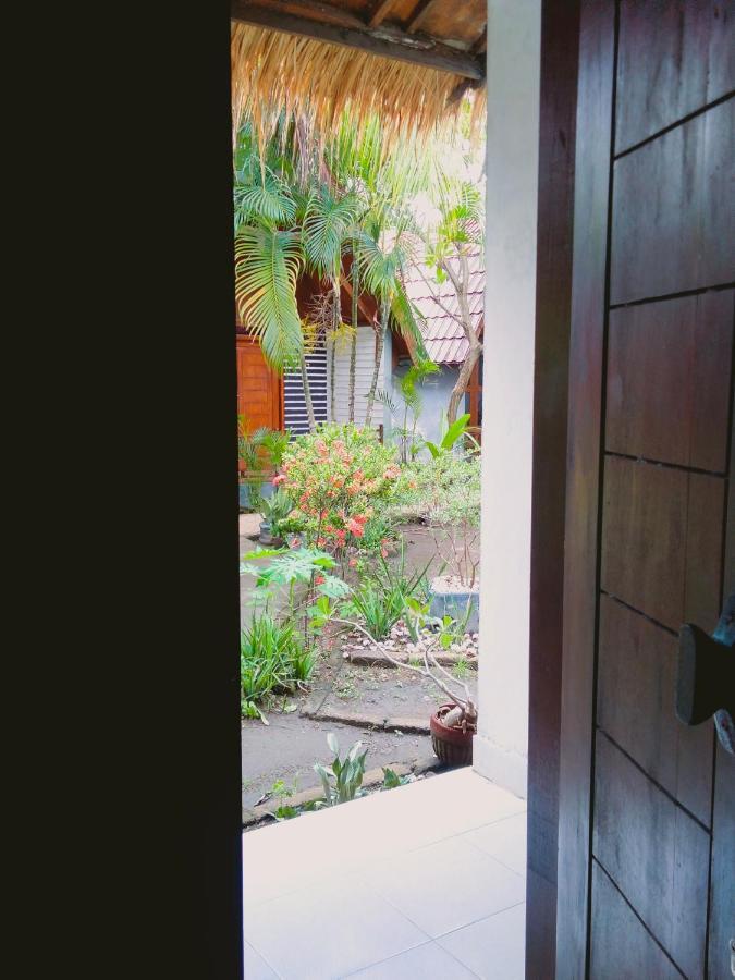 Maxal Bungalow Ξενοδοχείο Νησιά Γκίλι Εξωτερικό φωτογραφία